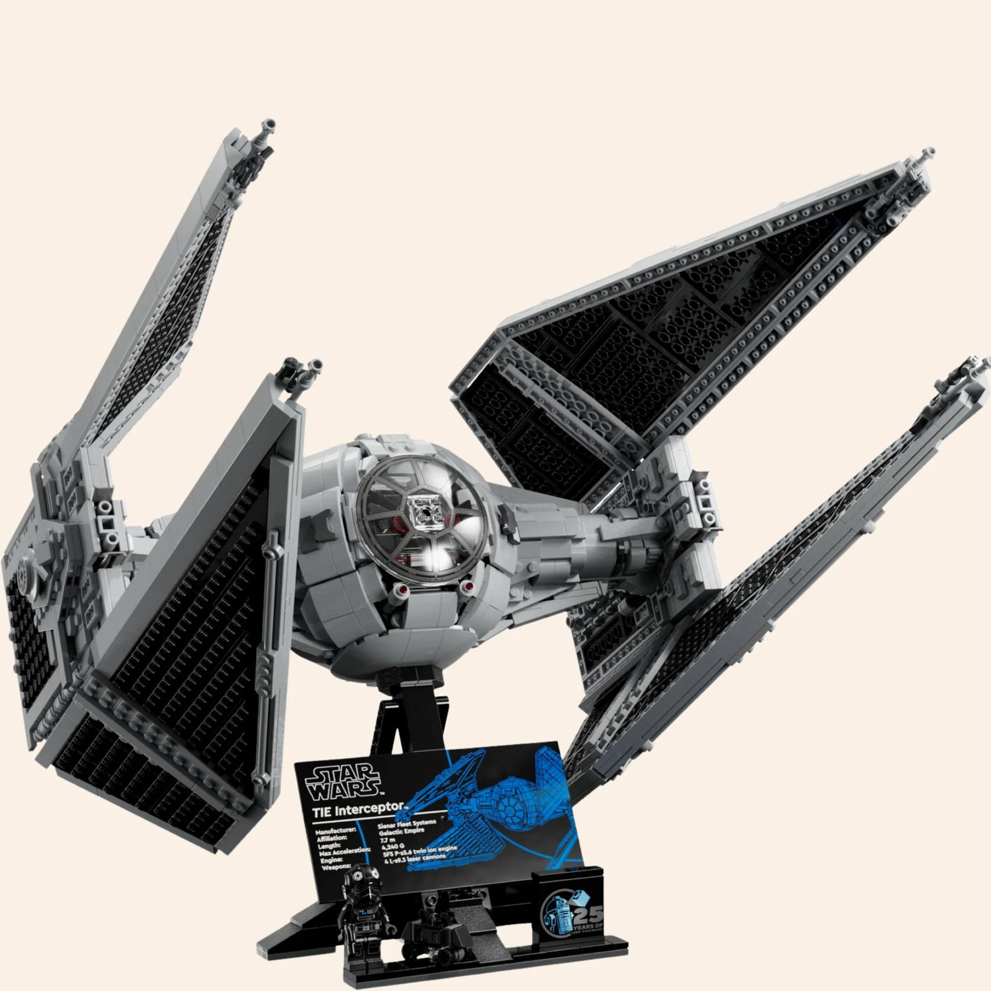 UCS Fighter Spaceship 75382
